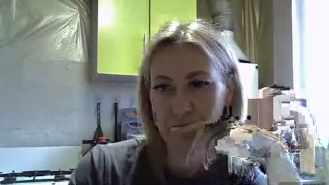 Snapshot of ashleyxhoney chatting on 10-21-25, 07:20 AshleyXHoney online show from 10-21-25, 07:20