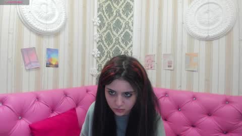 Snapshot of ashleyxsecret chatting on 03-26-26, 05:57 Ashley online show from 03-26-26, 05:57