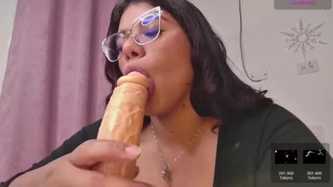 Ashleyy18   online show from 02-09-25, 12:41