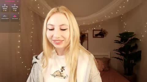 Victoria  online show from 03-04-26, 02:39