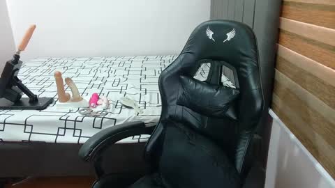 ashly online show from 01-25-25, 02:15