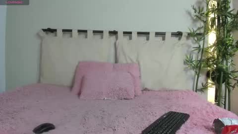 ashly_jones_ online show from 09-11-25, 04:23