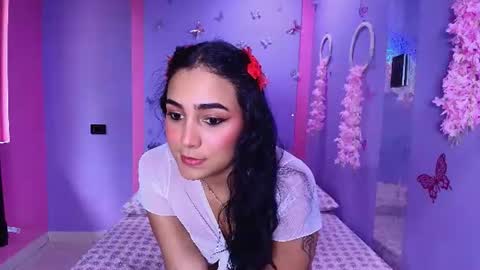 Ashlyrouxx online show from 07-30-26, 08:19
