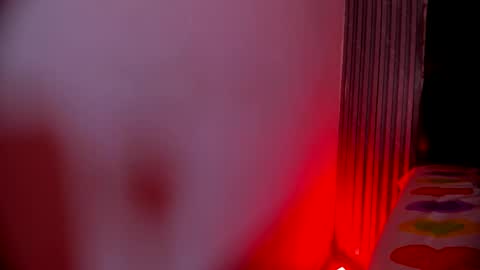 Snapshot of ashlybenison chatting on 12-24-24, 06:44 ashlybenison online show from 12-24-24, 06:44