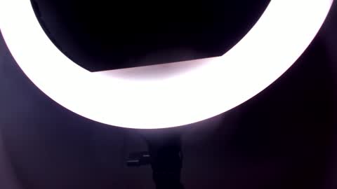 Snapshot of ashlybenison chatting on 01-09-25, 08:03 ashlybenison online show from 01-09-25, 08:03