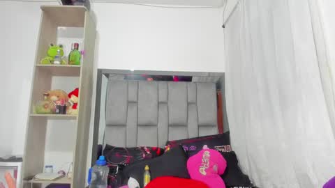 Snapshot of ashlye_hornyx chatting on 03-05-25, 04:34 Ashley online show from 03-05-25, 04:34