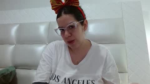 Snapshot of ashlymoon chatting on 12-02-25, 01:00 AshlyMoon online show from 12-02-25, 01:00