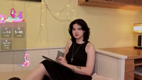 Snapshot of ashlyvincente chatting on 11-27-25, 07:10 Kristine online show from 11-27-25, 07:10