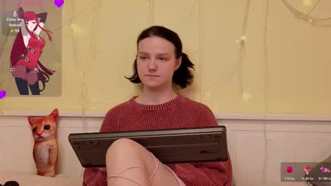 Snapshot of ashlyvincente chatting on 12-05-25, 07:17 Kristine online show from 12-05-25, 07:17