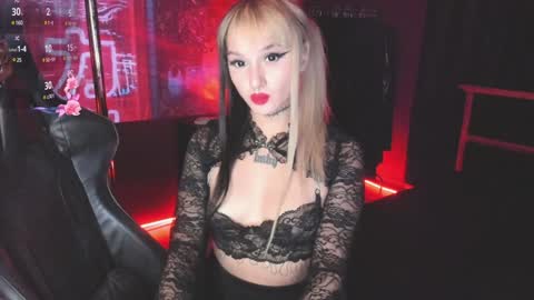 Mila online show from 01-24-25, 10:11