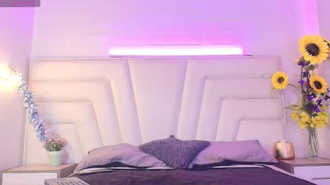 Snapshot of ashton_dick chatting on 11-05-25, 08:09 ashton_dick online show from 11-05-25, 08:09