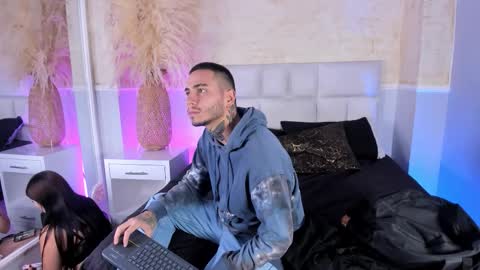 Snapshot of asiamiller_ chatting on 12-14-25, 03:56 AsiaMiller online show from 12-14-25, 03:56