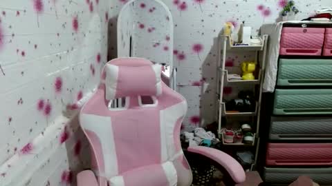 ashxxxxx online show from 10-04-25, 12:36