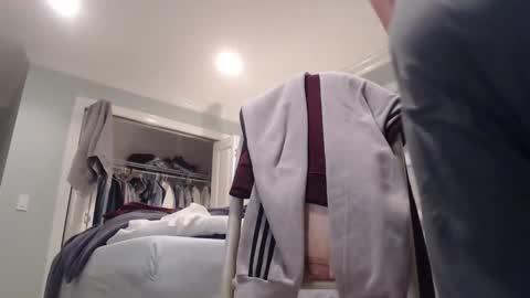 Snapshot of asian_boy28 chatting on 01-17-25, 12:10 asian_boy28 online show from 01-17-25, 12:10