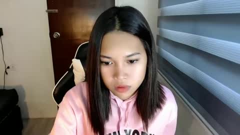 Snapshot of asian_cecilyxx chatting on 01-30-25, 03:22 Cecily online show from 01-30-25, 03:22