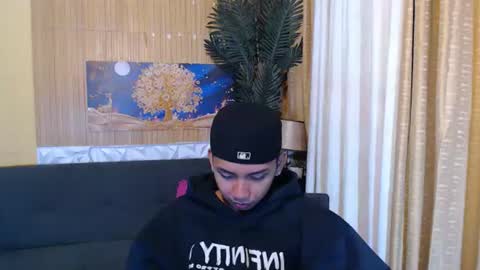 asian_hugedickx online show from 02-10-26, 02:04