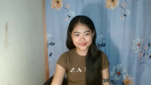 Snapshot of asian_megs chatting on 09-12-25, 11:43 asian_megs online show from 09-12-25, 11:43