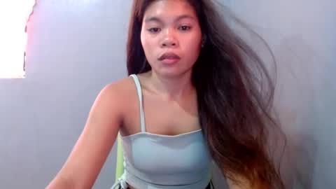 Snapshot of asian_novielyn19xxx chatting on 08-05-26, 10:33 asian_novielyn19xxx online show from 08-05-26, 10:33