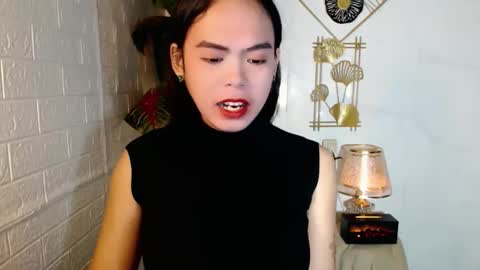 asian_pretty143 online show from 04-22-26, 12:07