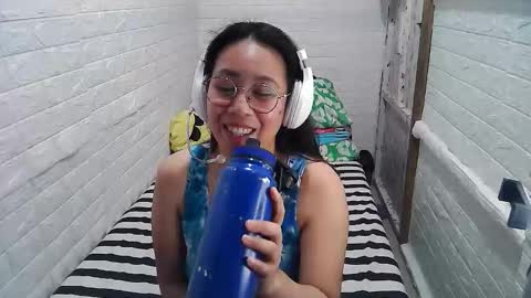 Trixie online show from 03-08-25, 03:45