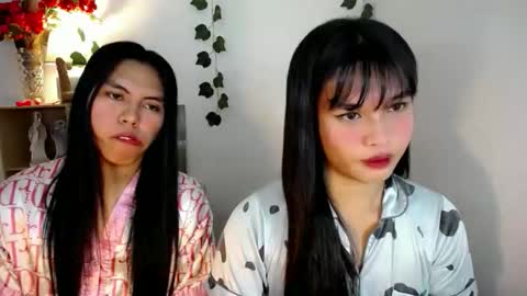 Snapshot of asian_yannie chatting on 09-26-25, 05:55 Yan online show from 09-26-25, 05:55