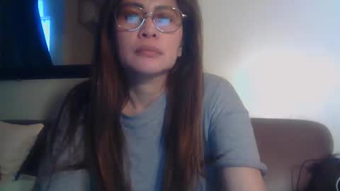 Snapshot of asiana1979 chatting on 10-15-25, 06:30 asiana1979 online show from 10-15-25, 06:30