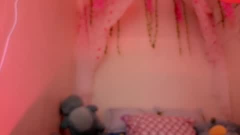 Snapshot of asianbabecandy chatting on 12-17-24, 12:22 candy online show from 12-17-24, 12:22