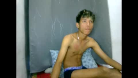 Isan online show from 09-13-25, 03:23