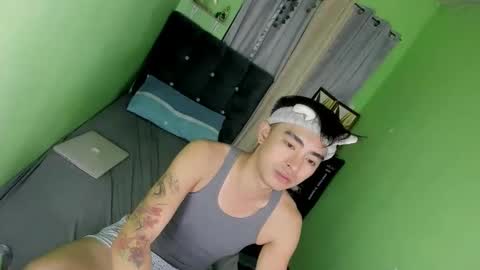 Snapshot of asiancummer_bry69 chatting on 03-11-26, 08:53 Bry online show from 03-11-26, 08:53