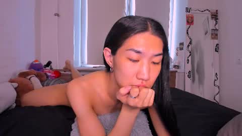 asiancvnt online show from 07-14-26, 06:07