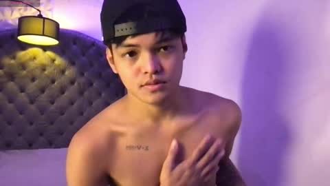 VICTORIA SCOTT online show from 04-26-26, 12:14