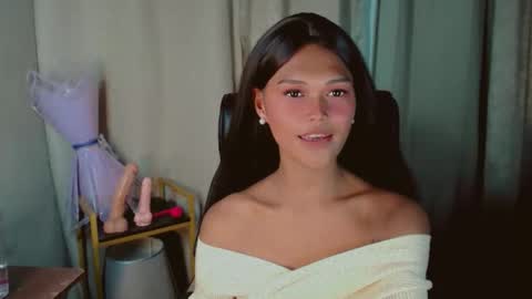 Snapshot of asiankianna chatting on 04-26-26, 11:19 Kianna online show from 04-26-26, 11:19