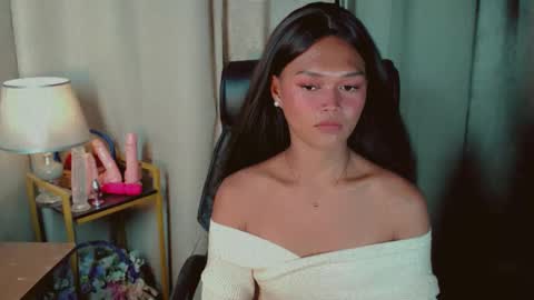 Snapshot of asiankianna chatting on 05-21-26, 12:12 Kianna online show from 05-21-26, 12:12