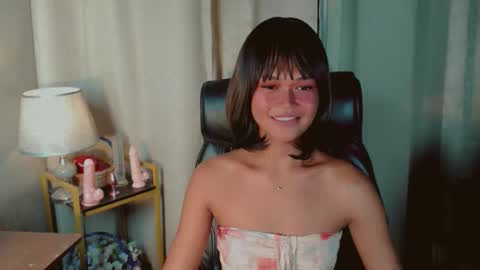 Snapshot of asiankianna chatting on 06-01-26, 10:28 Kianna online show from 06-01-26, 10:28