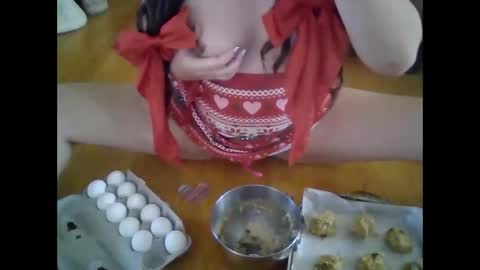 Snapshot of asianlovedoll chatting on 12-11-24, 07:25 Sara Chanel Asian Love Doll online show from 12-11-24, 07:25
