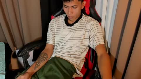 Snapshot of asianplayboyx chatting on 02-20-25, 07:52 mark online show from 02-20-25, 07:52