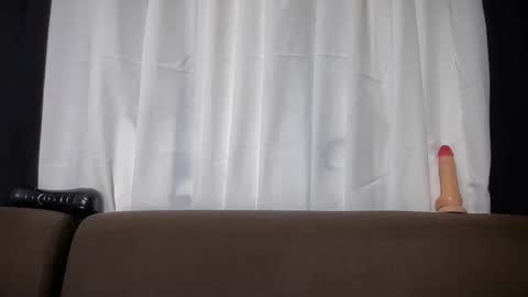 Lily online show from 06-04-26, 09:32