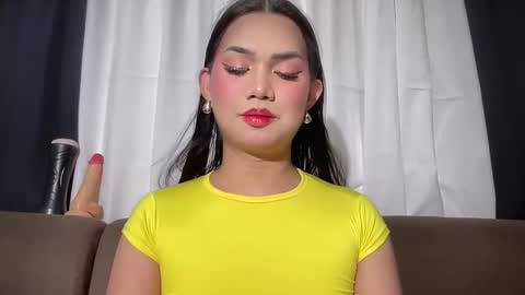Lily online show from 06-05-26, 11:10