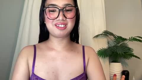Lily online show from 07-28-26, 09:25