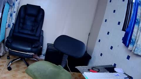 Snapshot of asiantsugar4u chatting on 12-08-24, 06:54 Trish online show from 12-08-24, 06:54