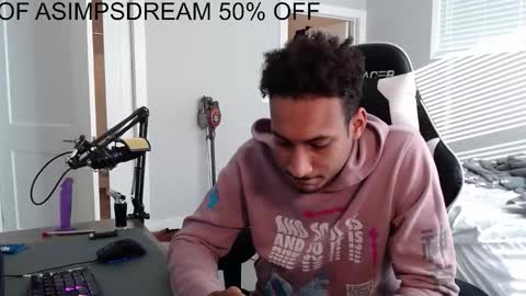 Snapshot of asimpsdream chatting on 10-20-25, 01:33 asimpsdream online show from 10-20-25, 01:33