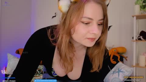 Asiri   pronounced Ah-siri Please no nicknames   3 online show from 10-04-25, 01:47