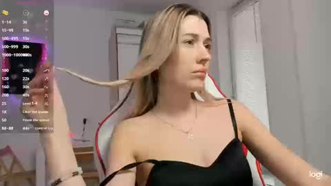 Caroline online show from 03-12-26, 01:28