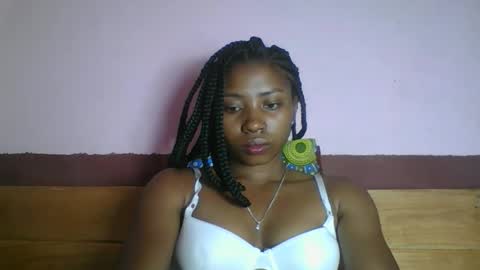 asmiraa online show from 04-18-26, 06:56