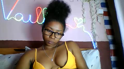 asmiraa online show from 06-06-26, 06:12