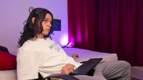 Snapshot of asmodeuszz chatting on 02-16-25, 08:43 asmodeuszz online show from 02-16-25, 08:43