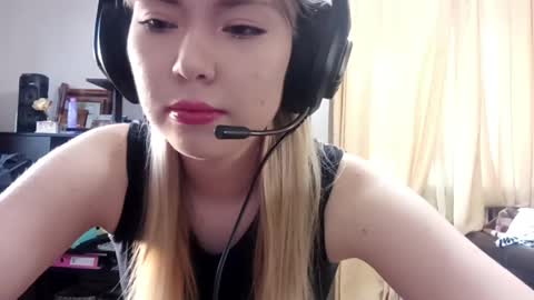 Snapshot of aspynkhatun chatting on 03-18-26, 02:31 aspynkhatun online show from 03-18-26, 02:31