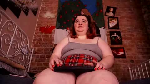 Snapshot of assgives chatting on 11-22-25, 03:05 Eva online show from 11-22-25, 03:05