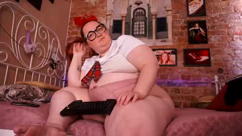 Eva online show from 05-16-26, 02:38