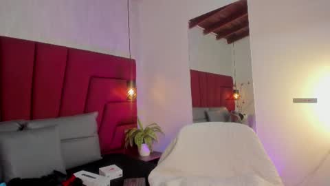instagramsoofiaa giraldo online show from 07-07-26, 07:40